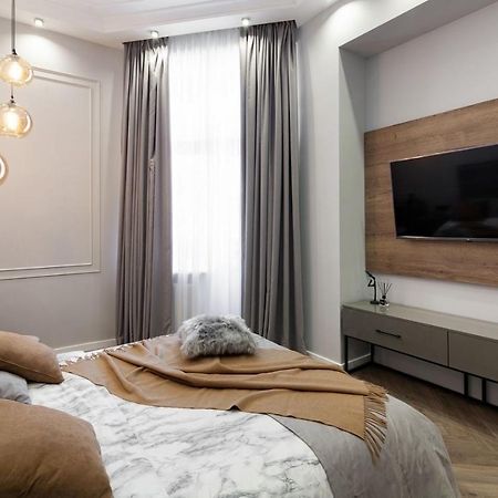Кості Левицького 11 Lviv Exterior photo