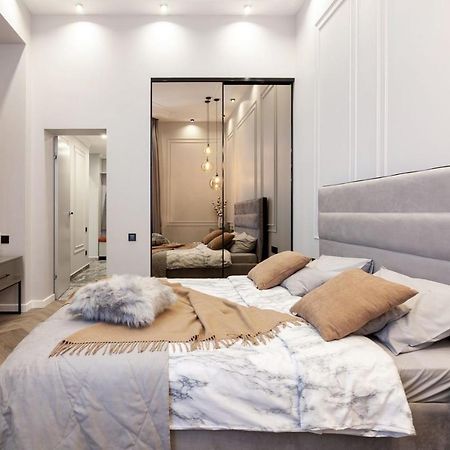 Кості Левицького 11 Lviv Exterior photo